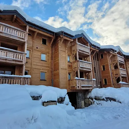 Chaleureux Avec Wifi Et Parking, Proche Pistes, 6 Pers.